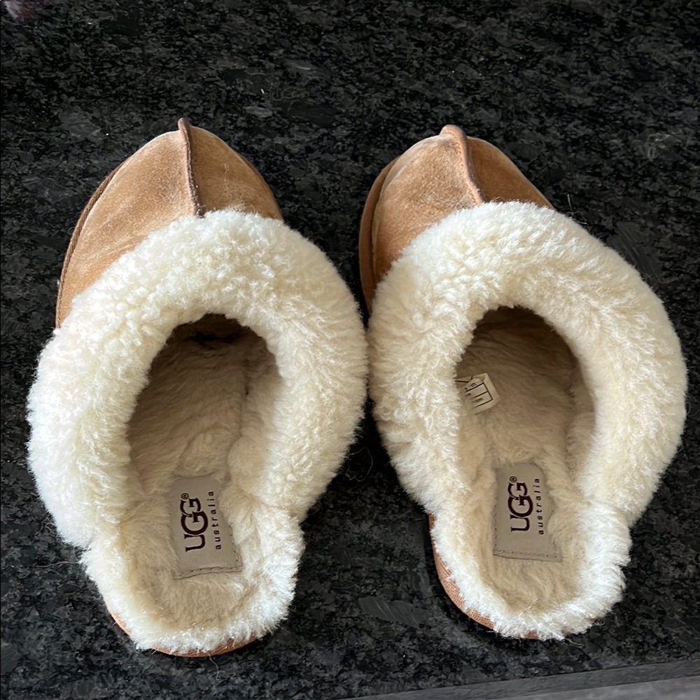 UGG Sheepskin Slippers size 5